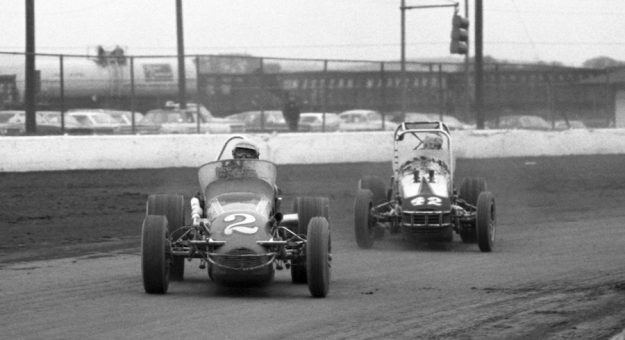 Visit Mahoney’s Memories: USAC Sprint Cars At Syracuse page