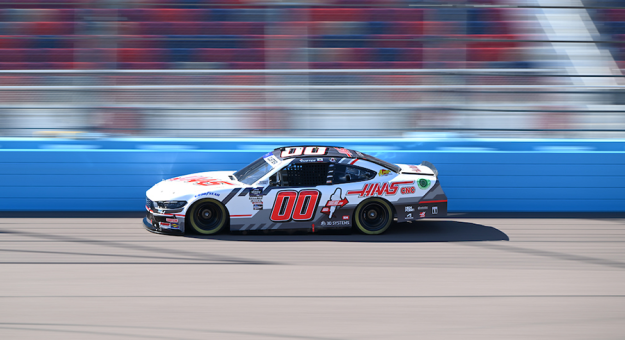 Visit Custer On Pole For Xfinity Series Bout In Phoenix page