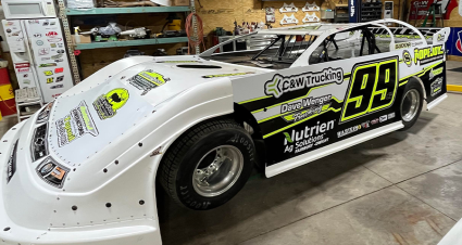 Wenger & Curless Motorsports Team For Late Model Run