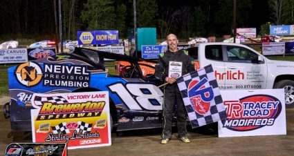 Sean Beardsley Claims First Tracey Road DIRTcar Modified Win